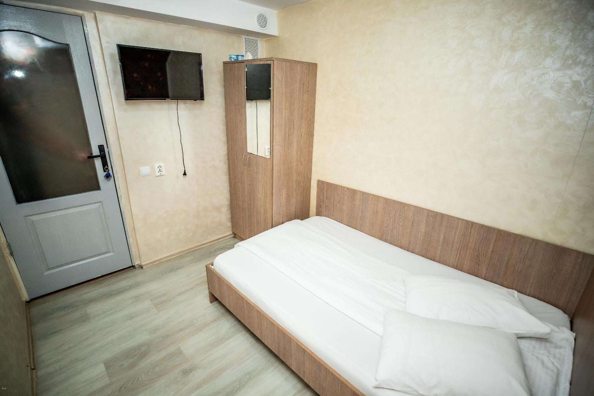 Hostel Nelana Cluj-Napoca Exterior foto