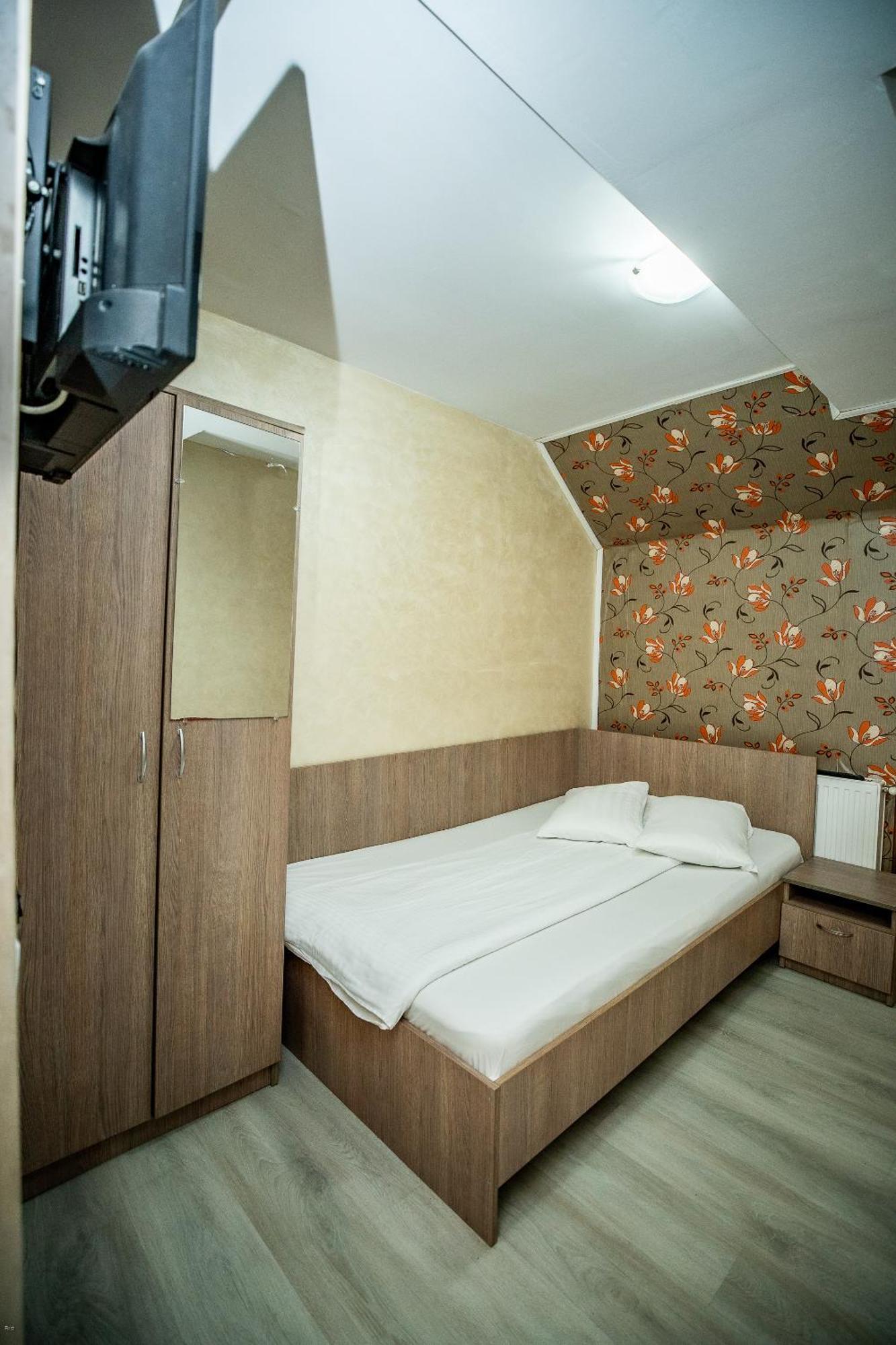 Hostel Nelana Cluj-Napoca Exterior foto
