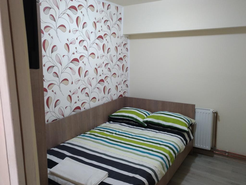 Hostel Nelana Cluj-Napoca Exterior foto